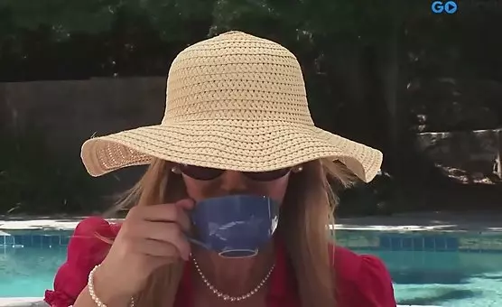 Lesbian Beauties Indulge in Pussy Licking Pleasure