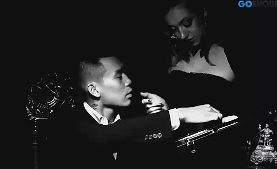 Blonde Gym Slut Fucked on Treadmill and Cunnilingus